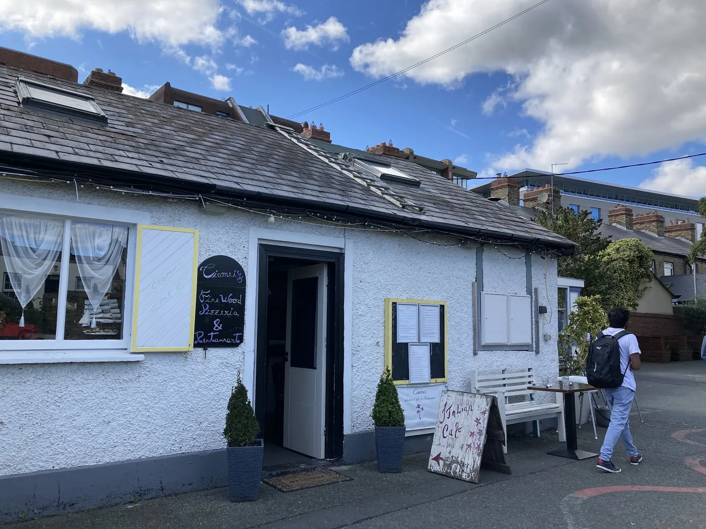 the cottage at the back of the market